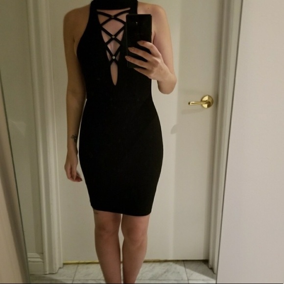 LF Dresses & Skirts - LF black bodycon dress